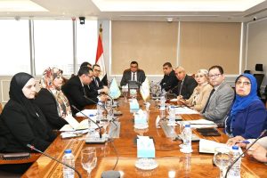 وزير الإسكان يتابع موقف الاستراتيجية الوطنية للعمران والبناء الأخضر والمستدام