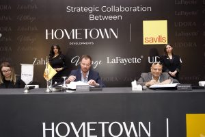 اتفاقية تعاون بين «هوم تاون للتطوير» و«سفلزمصر» لتقديم استشارات الإدارة وتشغيل 4 مشروعات بالعاصمة الإدارية