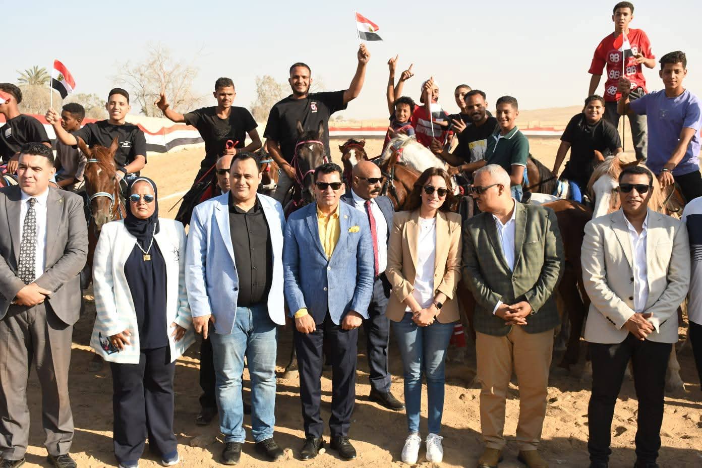 «رئيس الاتحاد الوطني للقيادات الشبابية» يشارك «وزير الشباب» و الكيانات الشبابية الفعاليات الرياضية بنادي ابو الهول بالجيزة