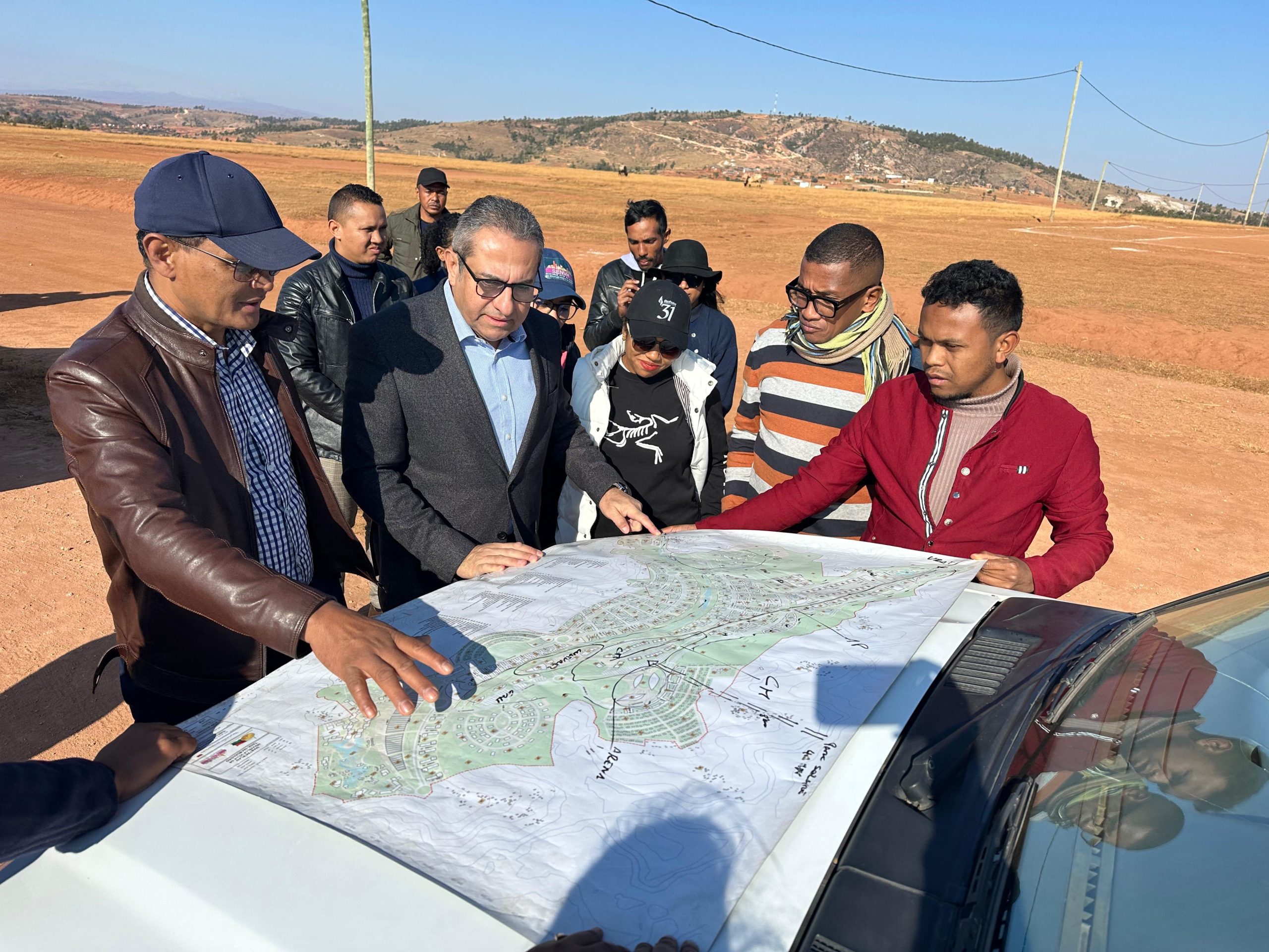 شركة العاصمة الإدارية للتنمية العمرانية في جمهورية مدغشقر للمساهمة في بناء عاصمتهم الإدارية