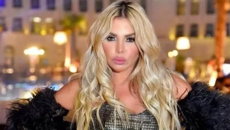 الفنانة رزان مغربي