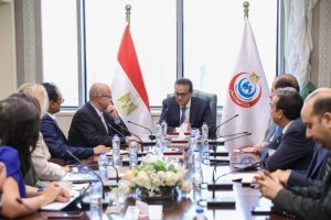 نائب رئيس الوزراء وزير الصحة يستقبل وفد «الصحة العالمية» للاستعداد لتجديد الاعتماد الدولي لهيئة الدواء المصرية بالمستوي الثالث والحصول على المستوى الرابع