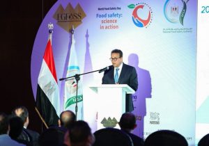 وزير الصحة: سلامة الغذاء مسؤولية جماعية وهي حجر الأساس في الصحة العامة