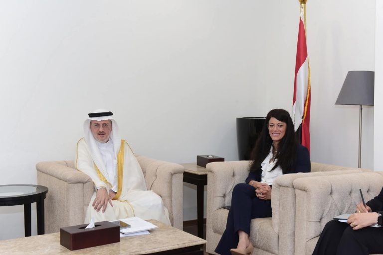 الدكتورة رانيا المشاط تستقبل الرئيس التنفيذي للمؤسسة الدولية الإسلامية لتمويل التجارة خلال زيارته للقاهرة لبحث سبل تعزيز الشراكة الاستراتيجية بين مصر والمؤسسة