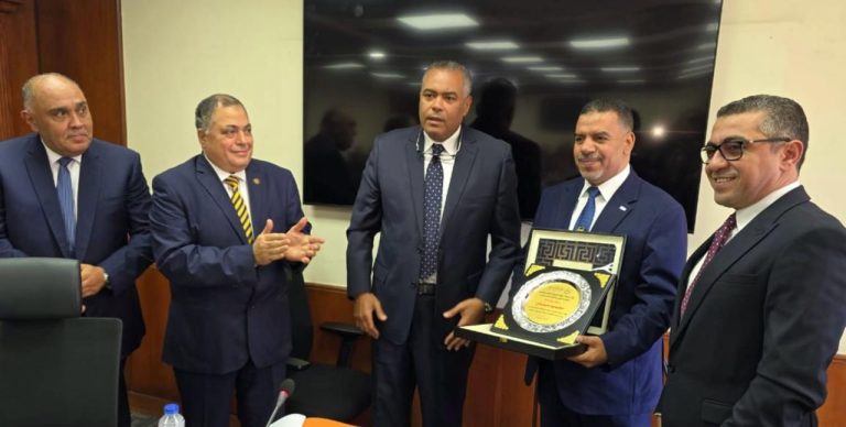 اتحاد بنوك مصر يكرّم القطاع القانوني بالبنك التجاري الدولي – مصر تقديراً لمساهماته في دعم النزاعات القضائية المصرفية