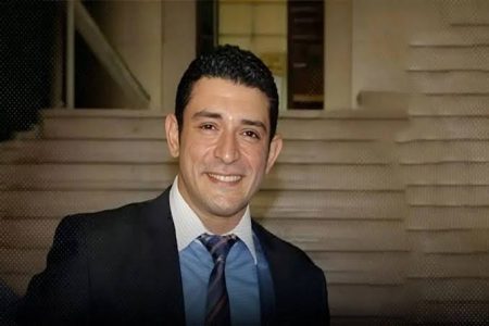 عمرو الدجوي ينعى شقيقه الراحل بكلمات مؤثرة ويحيي ذكرى ميلاد والده