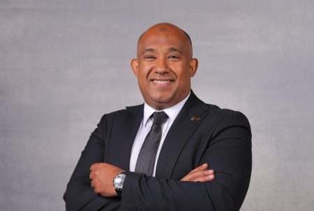 محمد عبد المعز: يتحدث عن كيفية إيجاد مزايا تنافسية فريدة للمباني الإدارية بالعاصمة الإدارية