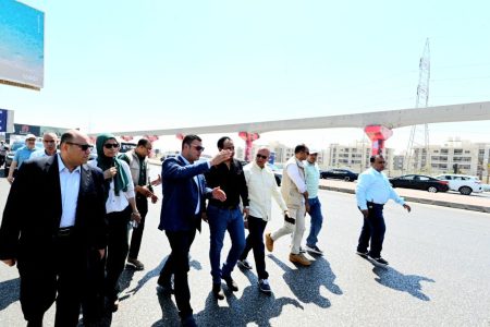 وزير الإسكان يتفقد تطوير محور 26 يوليو بـ6 أكتوبر والشيخ زايد ويشهد اصطفاف معدات الصيانة