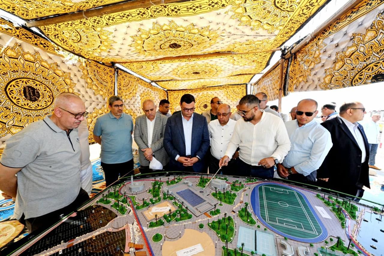 بالفرش..وزير الإسكان يتفقد شقق "سكن لكل المصريين"