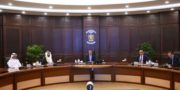 مدبولي لـ"سمو القابضة": بيئة استثمارية جاذبة في مصر والصناديق العقارية أولوية