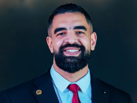 أحمد زيادة رئيس القطاع التجاري