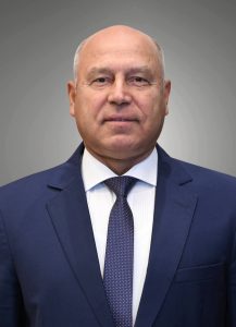 "النقل": استمرار تلقي طلبات السائقين الراغبين في الانضمام للبرنامج التدريبي المجاني لتدريب وتأهيل سائقى الأتوبيسات والنقل الثقيل