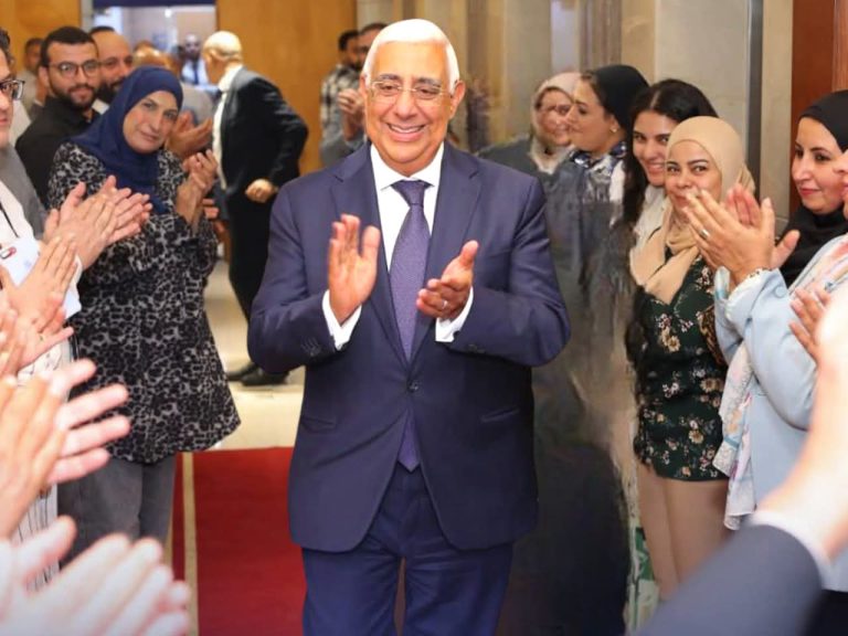 أشرف القاضي يودع المصرف المتحد بعد 9 سنوات من القيادة والإنجاز