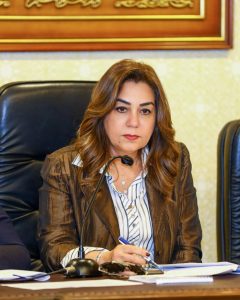 وزيرة التنمية المحلية تعلن رصد الشبكة الوطنية للطوارئ والسلامة بالوزارة عقار مخالف بحي الهرم بالجيزة وتتابع إزالته