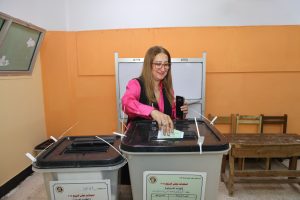 داليا الباز رئيس مجلس إدارة الهيئة القومية للبريد