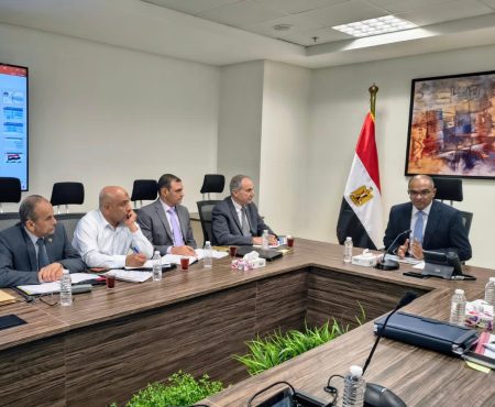 نائب وزير الإسكان يترأس اجتماع متابعة تصنيع المهمات الكهروميكانيكية بمشروعات المياه والصرف بالتعاون مع الهيئة العربية للتصنيع