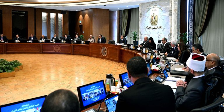 مصادر: تعديل وزاري مرتقب يشمل 12 إلى 15 حقيبة وتغييرات واسعة بالمحافظين