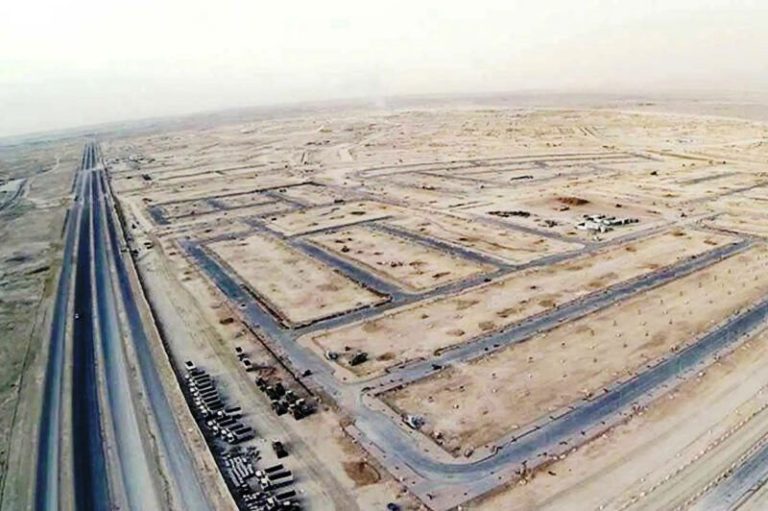 مواجهة ساخنة على الهواء بين متضرر من "بيت الوطن" ومتحدث الإسكان حول الأراضي المميزة (فيديو)