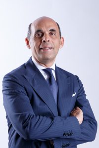طارق فايد يطلق استراتيجية جديدة للمصرف المتحد عقب تولية رئاسة البنك