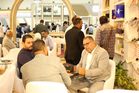 انطلاق فعاليات المعرض الدولي لصناعة الورق الكرتون والمناديل والتغليف والطباعة بمركز مصر للمعارض الدولية