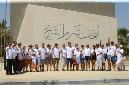 موفنبيك شرم الشيخ يحيي يوم السياحة العالمي بزيارة ثقافية لمتحف المدينة بحضور وفد أكور العالمية