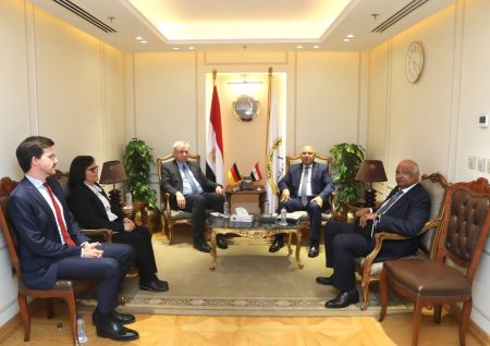 مصنع ألماني جديد في الروبيكي قريبًا.. الوزير كامل الوزير يكشف