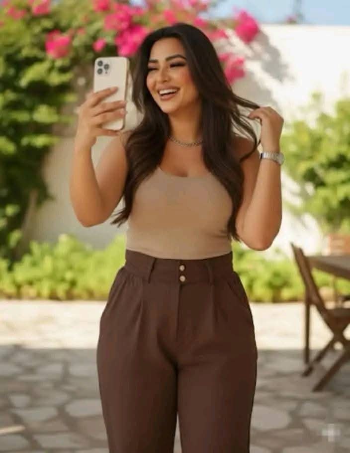 رحمة محسن.. أول رد فعل لها اليوم الجمعة بعد أزمة الفيديوهات المسربة 1 رحمة محسن.. أول رد فعل لها اليوم الجمعة بعد أزمة الفيديوهات المسربة