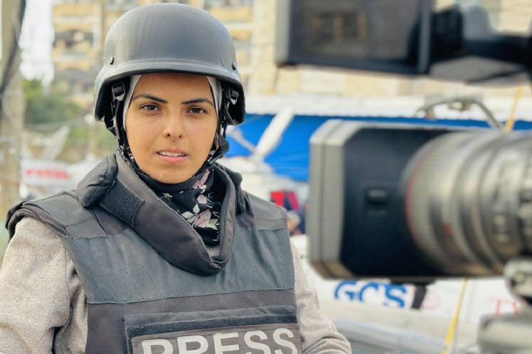 مراسلة اندبندنت عربية الراحلة مريم أبو دقة تفوز بجائزة بطل حرية الصحافة