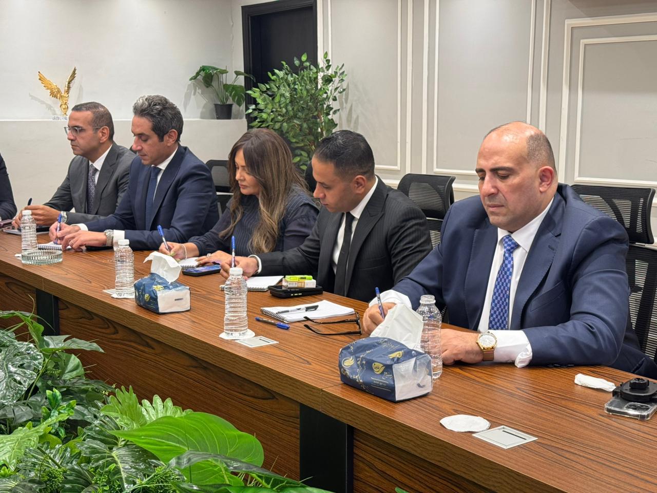 نائب رئيس الحزب والأمين العام يتفقد غرفة العمليات المركزية لحزب مستقبل وطن لمتابعة التحضيرات لبرلمان 2025 (صور)