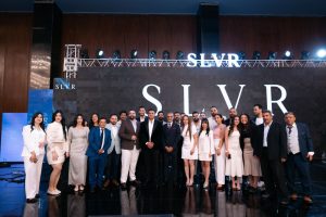 شركة «Slvr Communities» تطلق أحدث مشروعاتها «VYBE» في قلب التجمع الخامس.. السويسي: التجمع الخامس يشهد طفرة استثمارية شركة «Slvr Communities» تطلق أحدث مشروعاتها «VYBE» في قلب التجمع الخامس.. السويسي: التجمع الخامس يشهد طفرة استثمارية