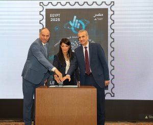 البريد المصري يصدر طابعاً تذكارياً احتفالًا باليوم العالمي للإحصاء البريد يحتفل باليوم العالمي للإحصاء