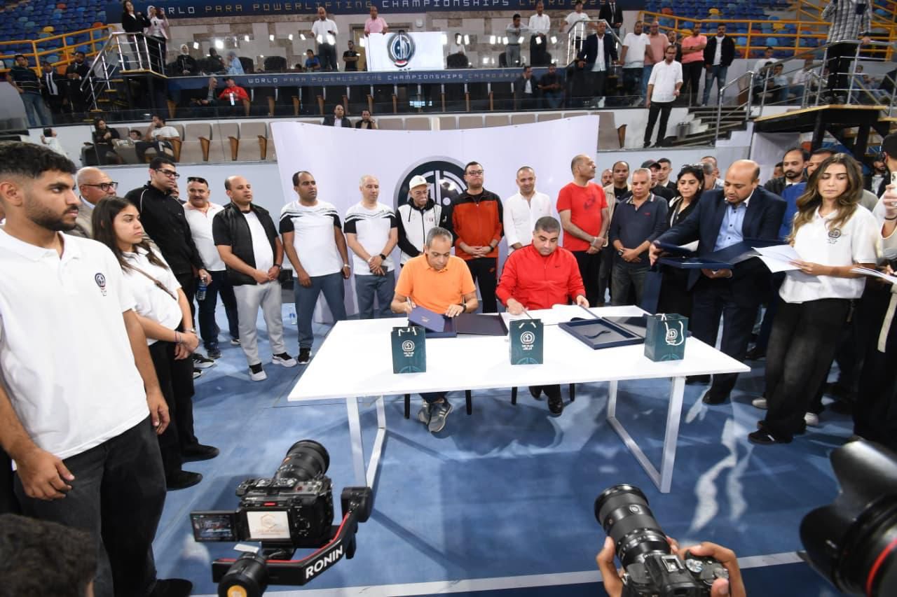 وزيرا الإسكان والشباب والرياضة يفتتحان نادي "النادي" بالعاصمة الإدارية الجديدة بحضور عدد من الوزراء والشخصيات العامة 1  وزيرا الإسكان والشباب والرياضة يفتتحان نادي "النادي" بالعاصمة الإدارية الجديدة بحضور عدد من الوزراء والشخصيات العامة