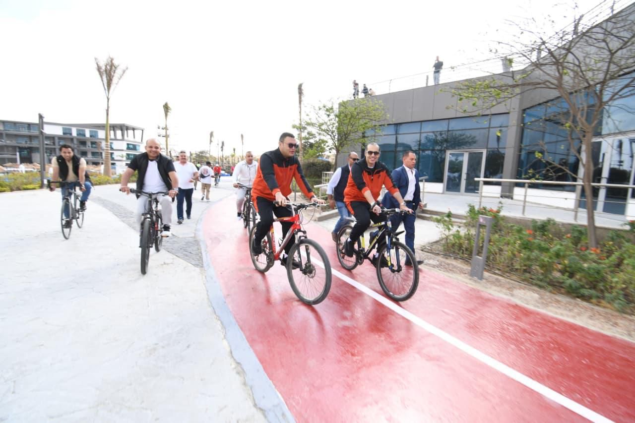 وزيرا الإسكان والشباب والرياضة يفتتحان نادي "النادي" بالعاصمة الإدارية الجديدة بحضور عدد من الوزراء والشخصيات العامة 3  وزيرا الإسكان والشباب والرياضة يفتتحان نادي "النادي" بالعاصمة الإدارية الجديدة بحضور عدد من الوزراء والشخصيات العامة