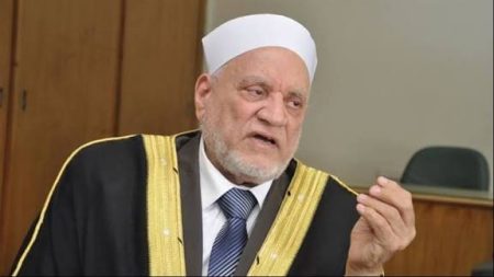 رحيل العالم الجليل الدكتور أحمد عمر هاشم عضو هيئة كبار العلماء بالأزهر الشريف عن عمر 84 عامًا.. موعد صلاة الجنازة