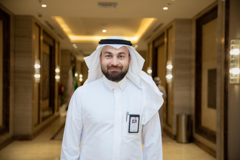 الراجحي لخدمات الحجاج ..احمد سمير : نسعى لتقديم أفضل الخدمات لضيوف الرحمن بالمشاعر المقدسة أحمد سمير نائب الرئيس التنفيذي للشركة أن الراجحي