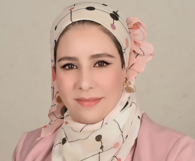 اميرة الحوفي تكتب: 4 هرمونات تصنع قوة القائد اميرة الحوفي تكتب: 4 هرمونات تصنع قوة القائد