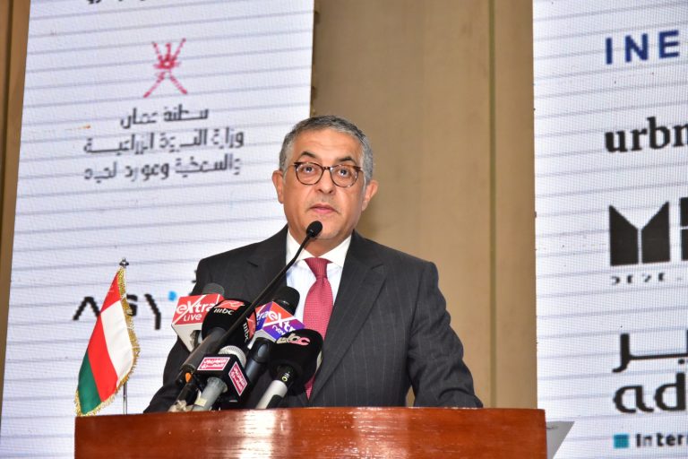 حسام هيبة: مصر تشهد طفرة في البنية التحتية وإصلاح اقتصادي وهيكلي شامل حسام هيبة: مصر تشهد طفرة في البنية التحتية وإصلاح اقتصادي وهيكلي شامل