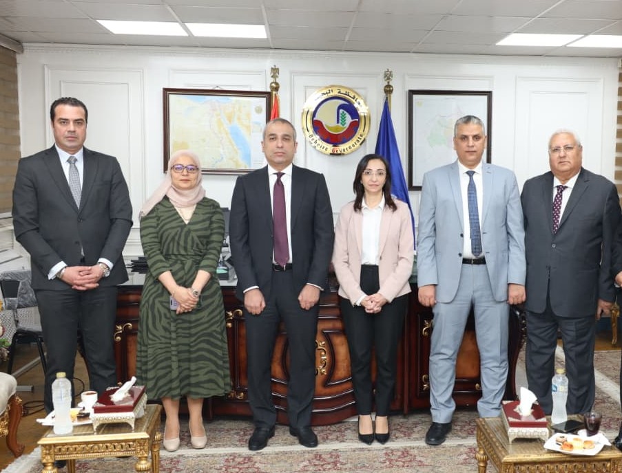 رئيس البنك الزراعي المصري يستعرض مع محافظ البحيرة برامج تمويل صغار المزارعين لتحقيق التنمية الزراعية والريفية