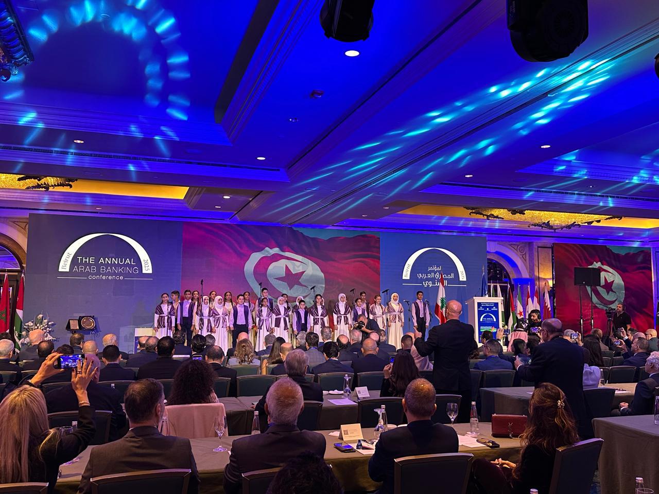 رئيس اتحاد المصارف العربية: رؤية اقتصادية شاملة ضرورة لتجاوز تحديات النمو في المنطقة 3 رئيس اتحاد المصارف العربية: رؤية اقتصادية شاملة ضرورة لتجاوز تحديات النمو في المنطقة