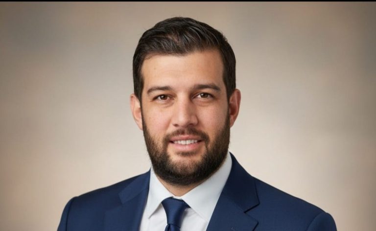 «تسلا للتطوير» تعلن تعيين علاء الشيخ رئيسًا للقطاع التجاري لتعزيز استراتيجياتها للتوسع والنمو «تسلا للتطوير» تعلن تعيين علاء الشيخ رئيسًا للقطاع التجاري لتعزيز استراتيجياتها للتوسع والنمو