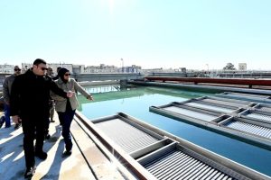 وزير الإسكان يتفقد المشروع السكني "جنة 4" ومحطة تنقية المياه بمدينة الشيخ زايد