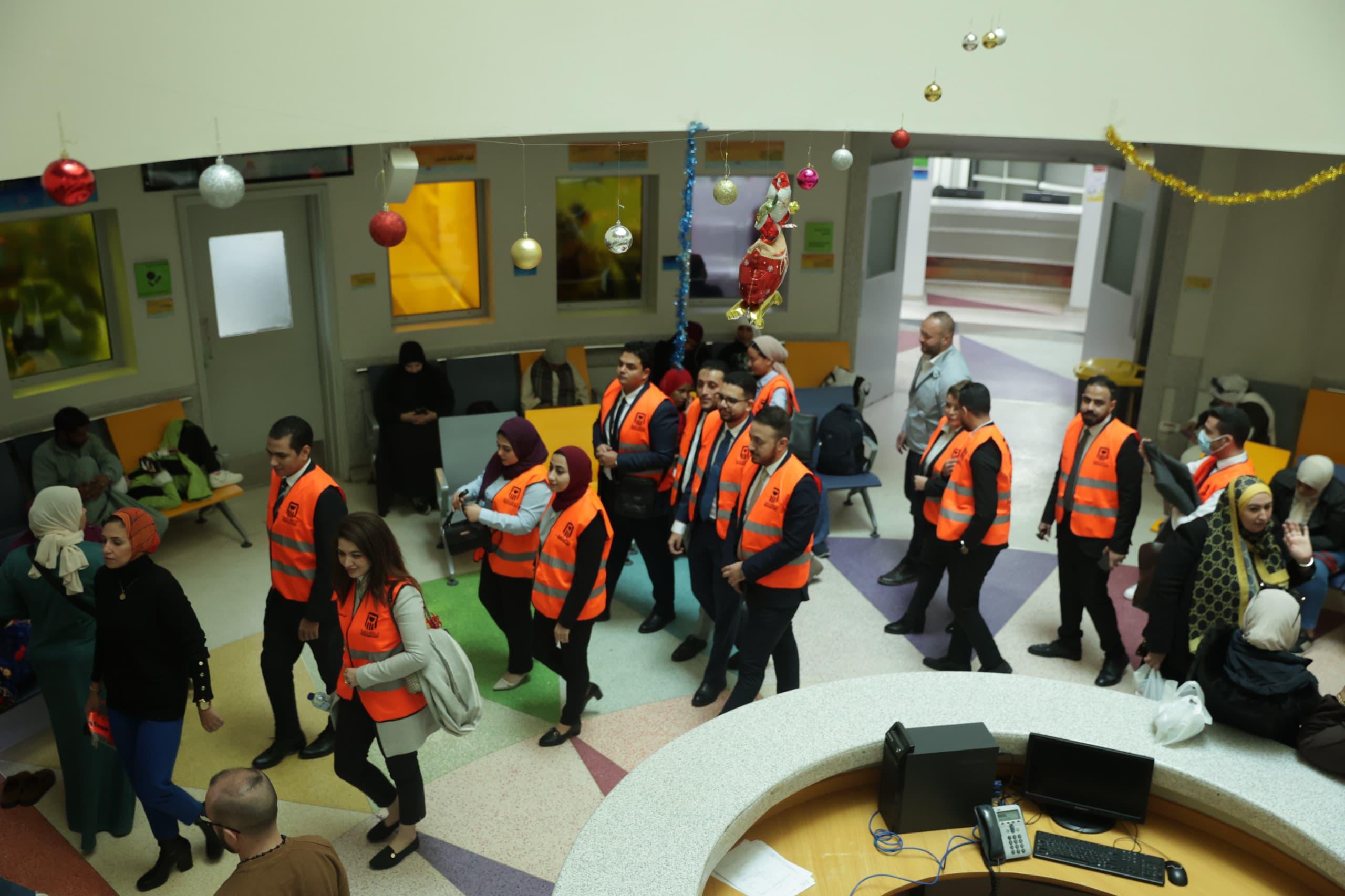 البنك الأهلي المصري يشارك أطفال مستشفى 57357 احتفالات العام الجديد وينشر أجواء الفرح والبهجة