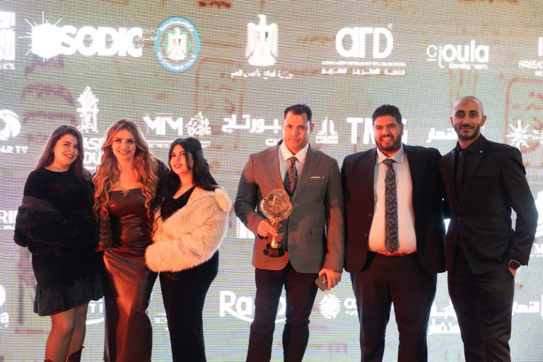 مراسم الاحتفال والتكريم، النافذة الإخبارية