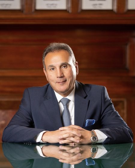 رئيس البنك الأهلي يحدد أنسب شهادات الادخار قبل خفض الفائدة المحتمل محمد الإتربي الرئيس التنفيذي للبنك الأهلي المصري