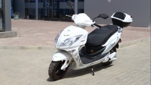 تمويل الاسكوتر، النافذة الإخبارية