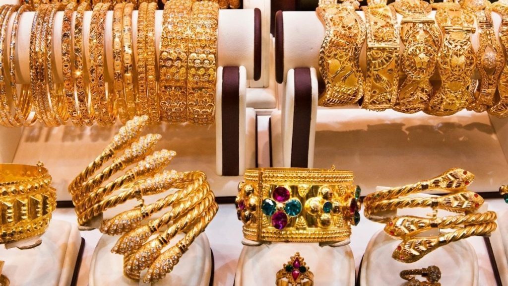 الذهب اليوم، النافذة