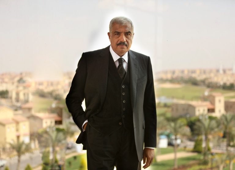 هشام طلعت مصطفى، النافذة