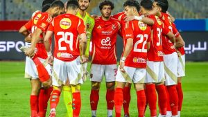 فالنسيا الإسباني يحصل على توقيع نجم الأهلي الأهلي