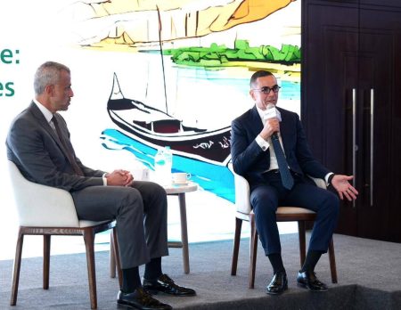 وزير الإستثمار وكريم عوض الرئيس التنفيذي لمجموعة إي إف چي القابضة