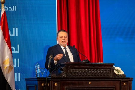 حسن عبد الله محافظ البنك المركزي المصري، النافذة